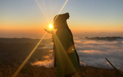  Sunrise Trekking 